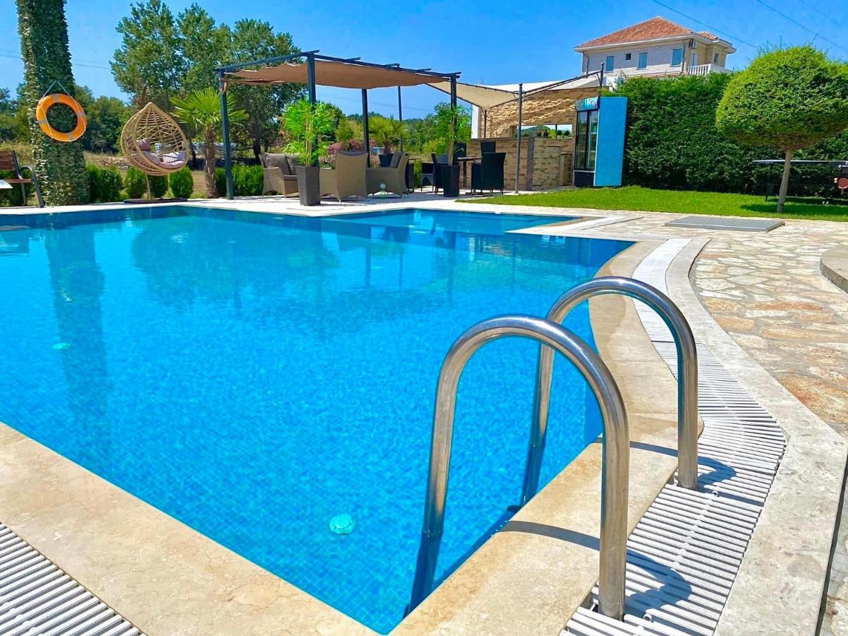 Apartments Lj Ούλτσιν Εξωτερικό φωτογραφία