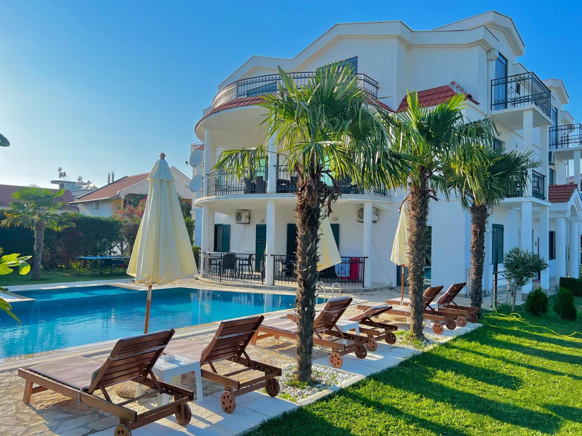 Apartments Lj Ούλτσιν Εξωτερικό φωτογραφία