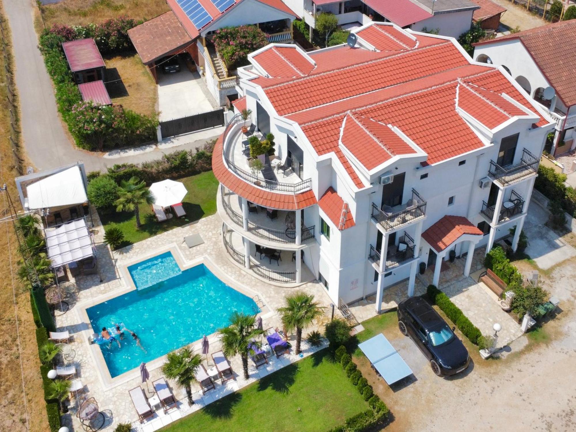 Apartments Lj Ούλτσιν Εξωτερικό φωτογραφία