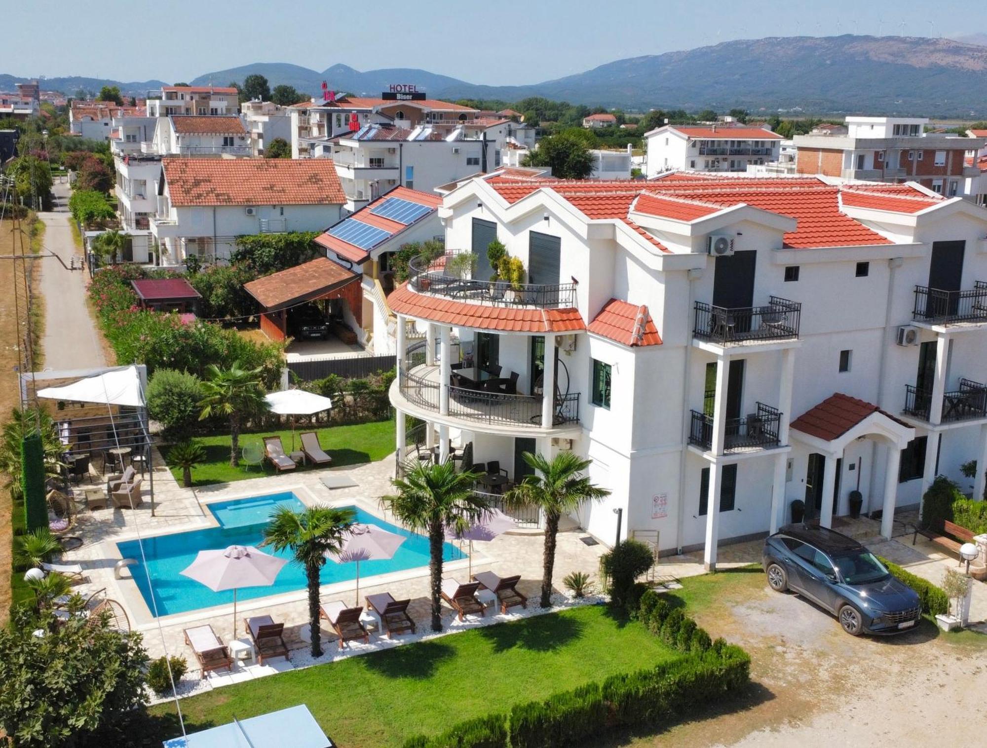 Apartments Lj Ούλτσιν Εξωτερικό φωτογραφία