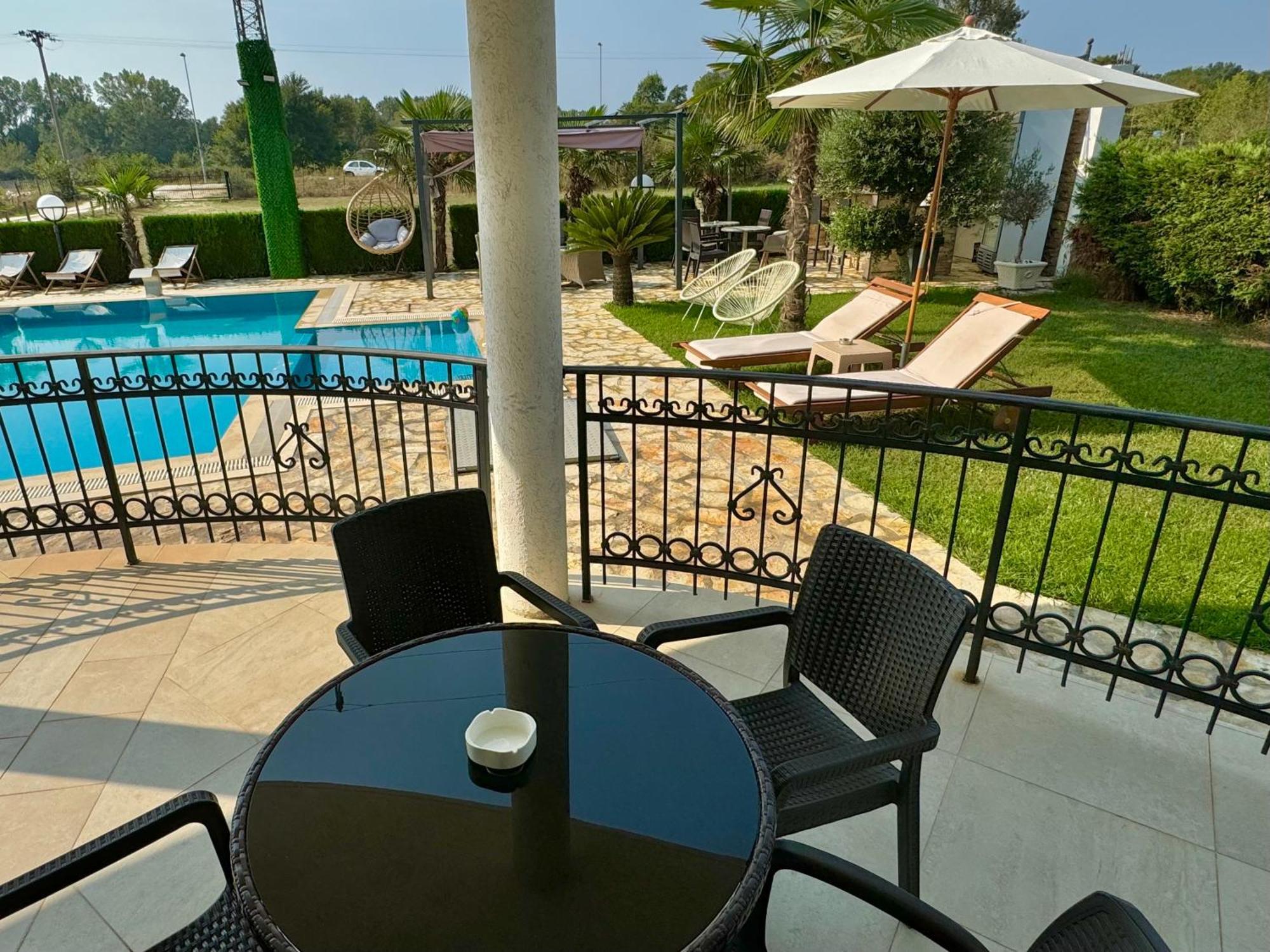 Apartments Lj Ούλτσιν Εξωτερικό φωτογραφία