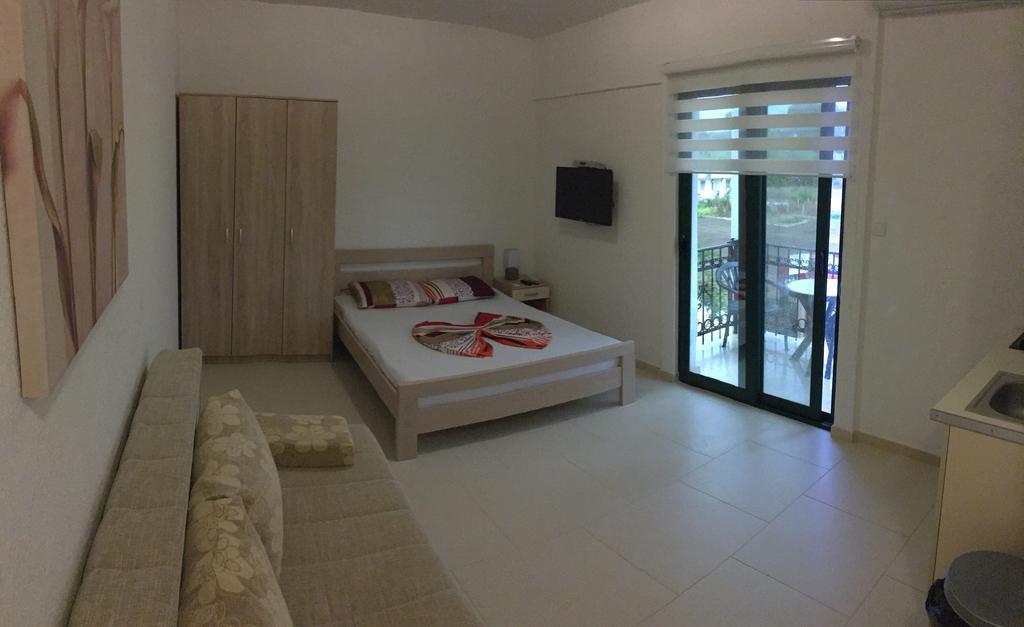 Apartments Lj Ούλτσιν Εξωτερικό φωτογραφία