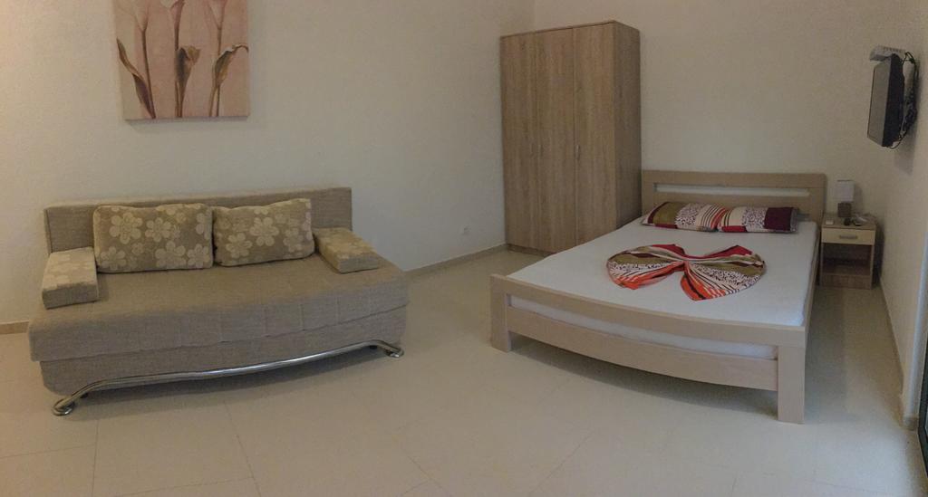 Apartments Lj Ούλτσιν Εξωτερικό φωτογραφία