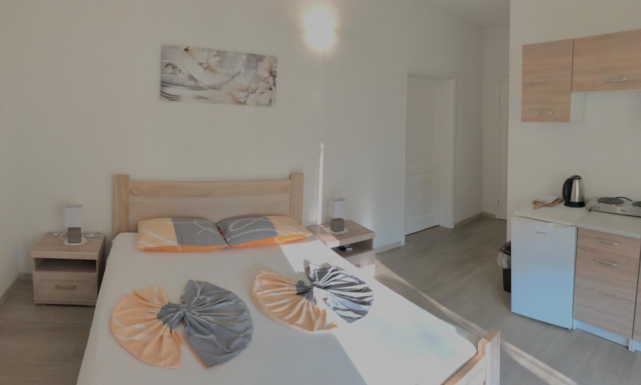 Apartments Lj Ούλτσιν Εξωτερικό φωτογραφία